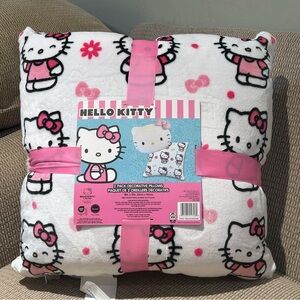 Hello Kitty Pink Daisies And Bows Decorative Pillow Set Made By Sanrio